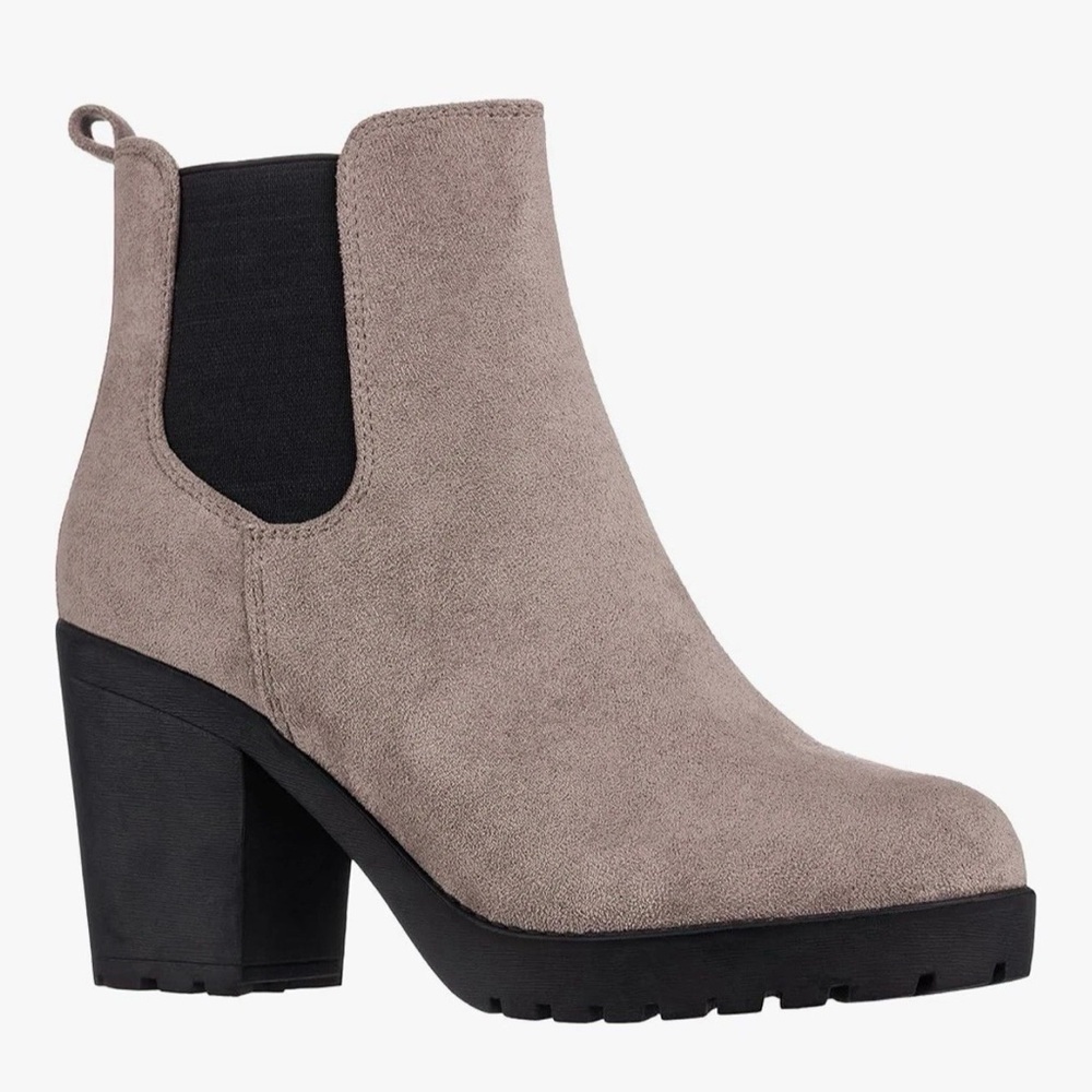 Elegant Taupe Ankle Booties size 7 new Chelsea bootie chunky heel - Picture 3 of 3